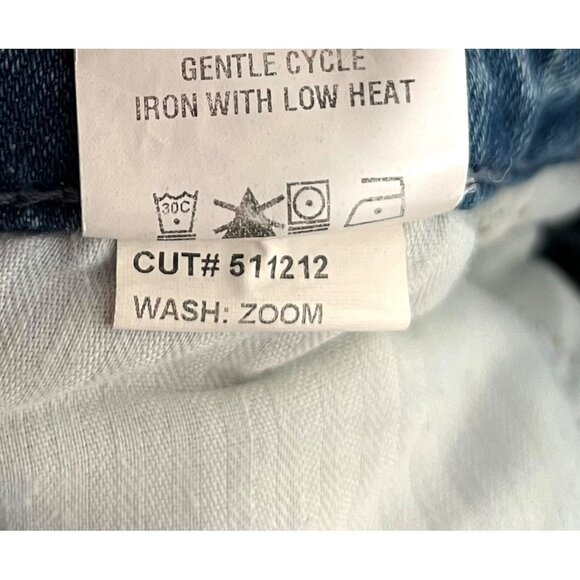 Level 99 Anthropologie Adrian High Rise Kick Flare Jeans 28 raw hem - Picture 10 of 10